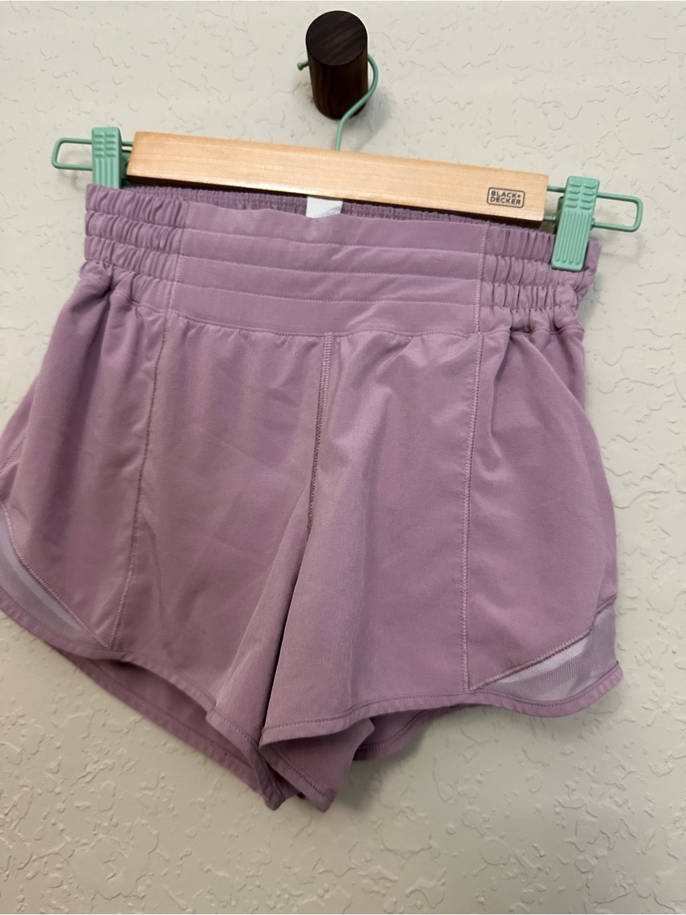 lululemon athletica Women's Lavender Performance High-Waist Shorts